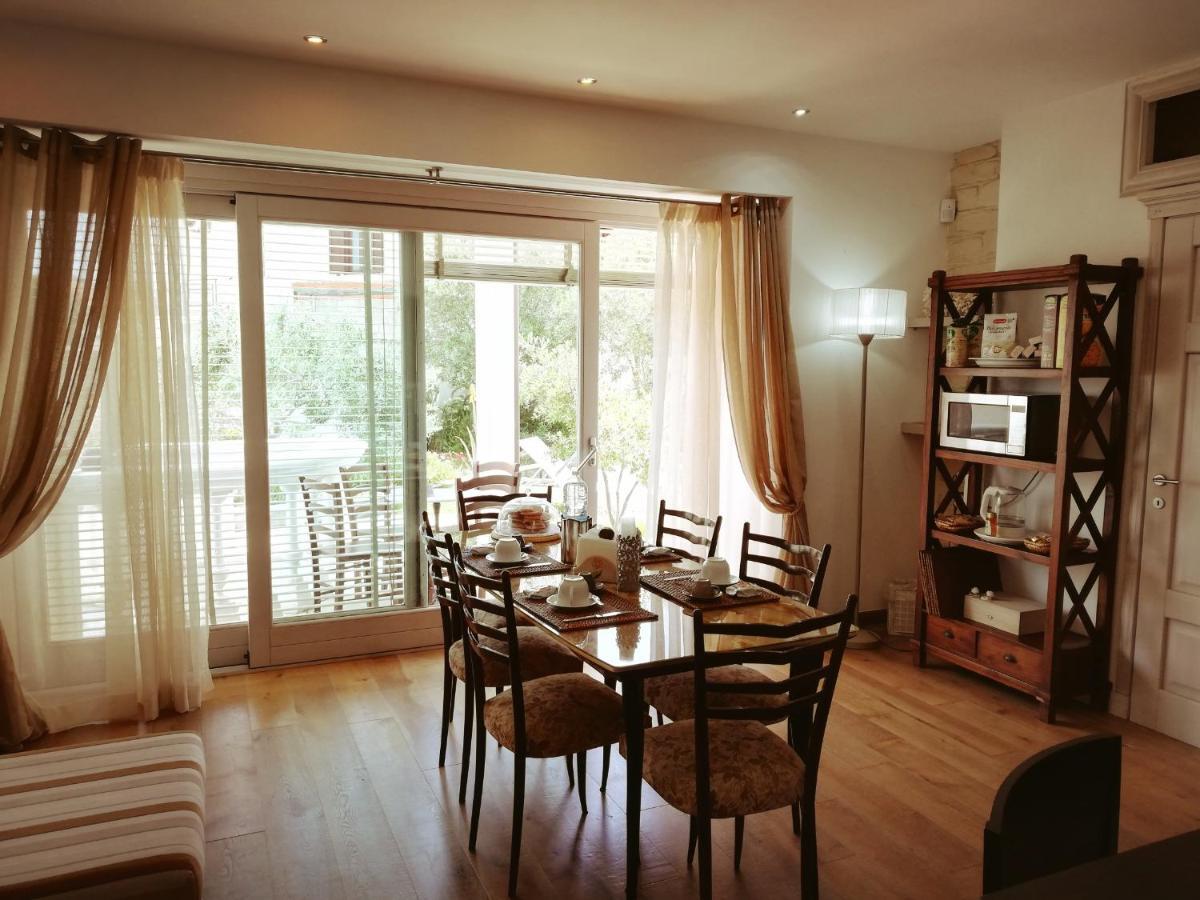 Anno Domini Bed & Breakfast Олбия Екстериор снимка